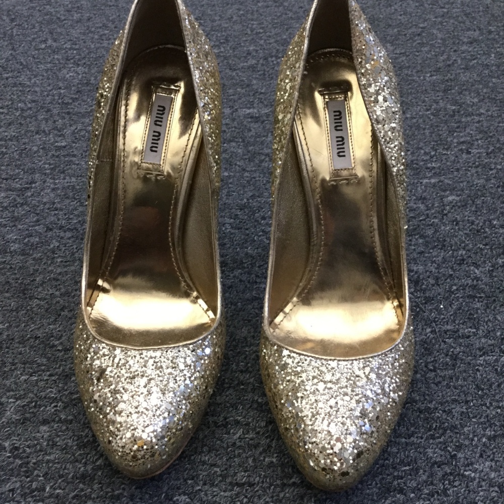 Miu Miu Gold Glitter Pumps